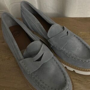 White Mountain Light Gray Women's Loafers